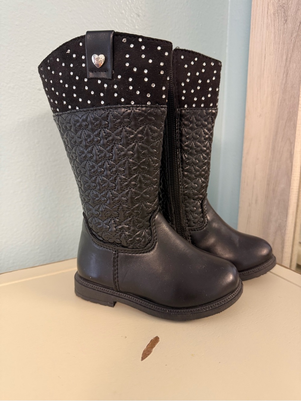 Bebe Girls Black Butterfly Heart Rhinestone Tall Boots Size 6 Side Zip